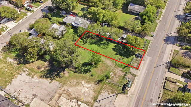 2615 E Commerce St Property Photo 9