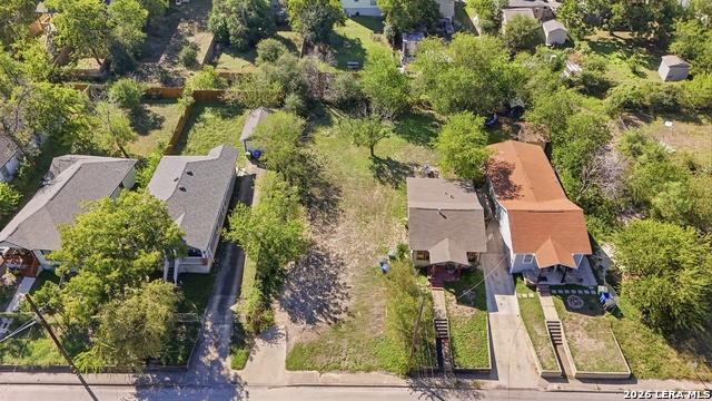 2618 E Commerce St Property Photo 5