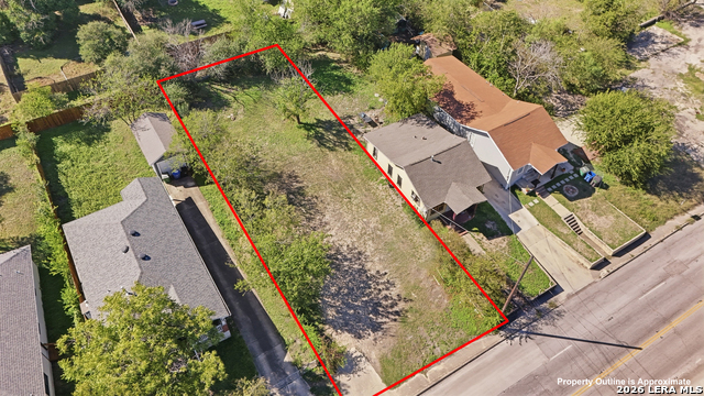 2618 E Commerce St Property Photo 8
