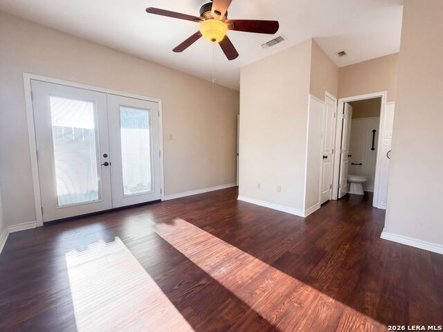 474 Seele St Property Photo 4