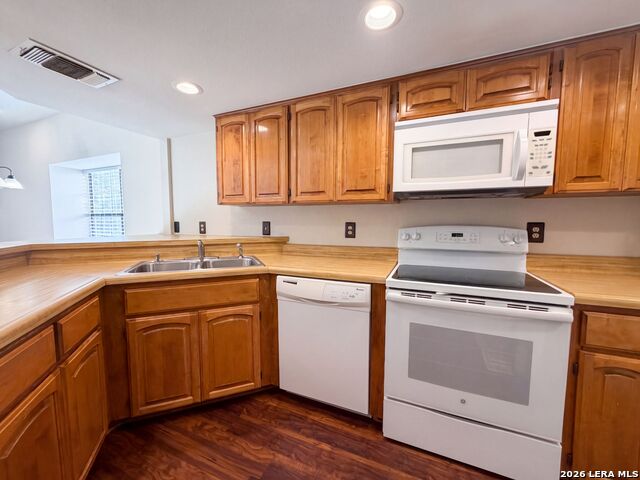 474 Seele St Property Photo 5