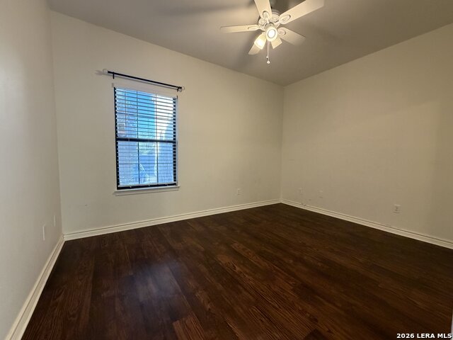 474 Seele St Property Photo 10