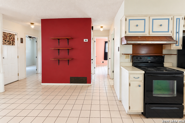 4815 Casa Manana St Property Photo 6