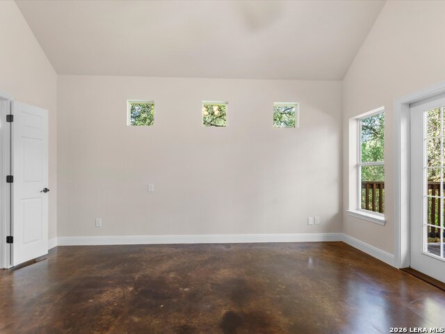 423 Elmwood Property Photo 20