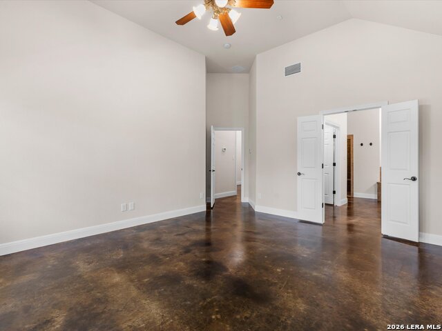423 Elmwood Property Photo 23