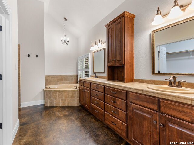 423 Elmwood Property Photo 24