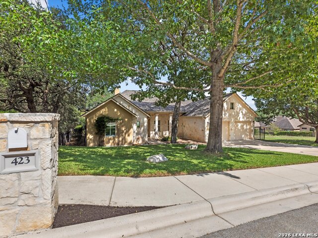423 Elmwood Property Photo 45