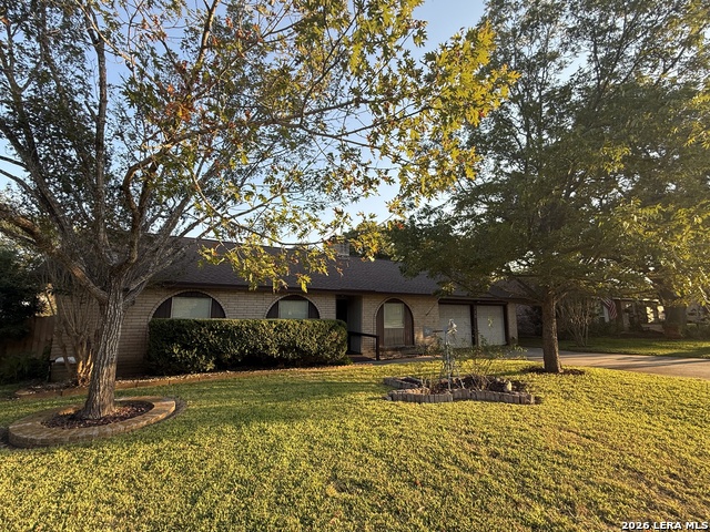 118 Clear Oak Property Photo