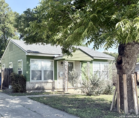 131 Glamis Ave Property Photo 2