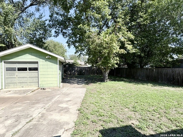 131 Glamis Ave Property Photo 16