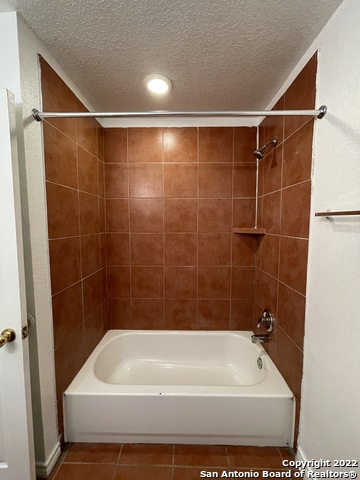 1721 Quintana Rd Property Photo 11