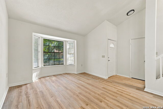 6923 Raintree Forest Property Photo 5