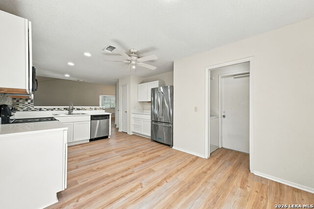 6923 Raintree Forest Property Photo 15