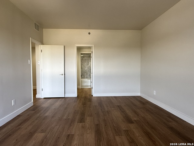 7887 Broadway Property Photo 18