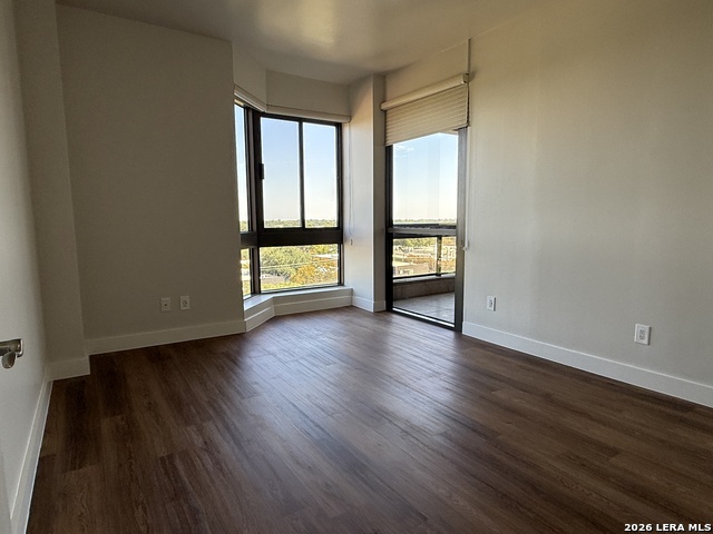 7887 Broadway Property Photo 22
