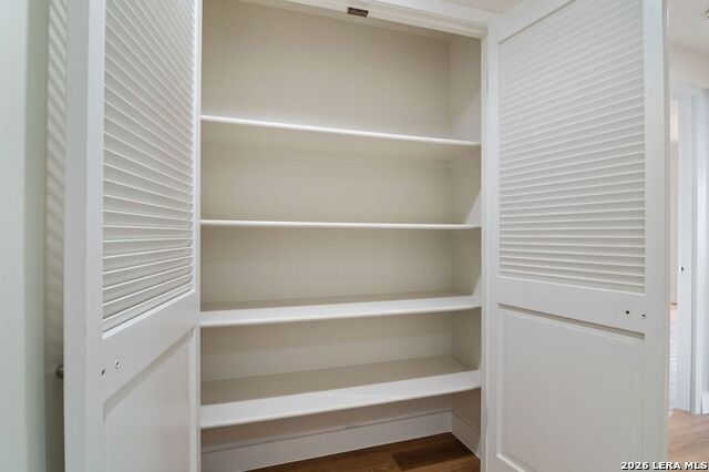 7887 Broadway Property Photo 22