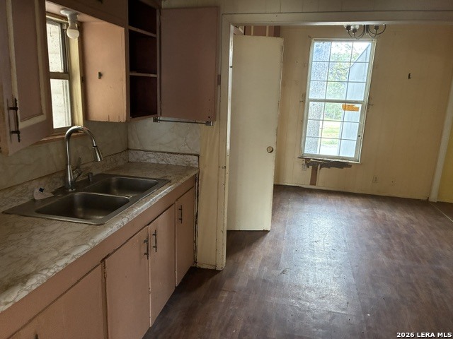 136 E Doughty St Property Photo 6