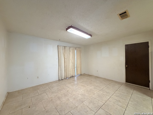 119 Low Meadow Dr Property Photo 7