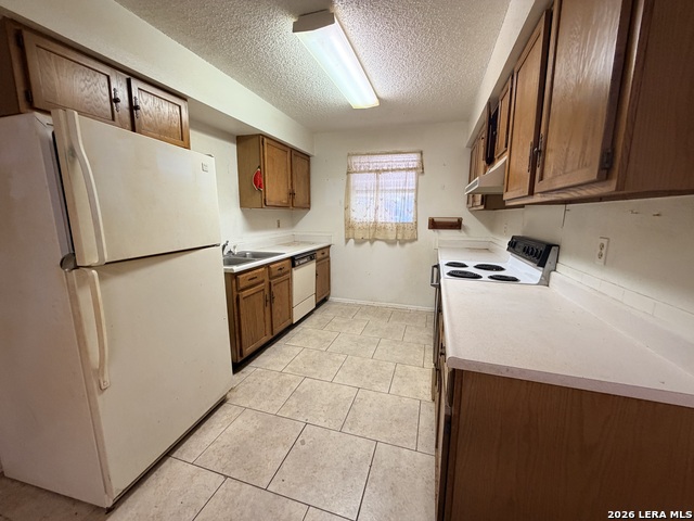 119 Low Meadow Dr Property Photo 8