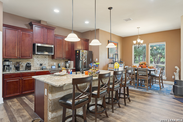 464 Upland Property Photo 8