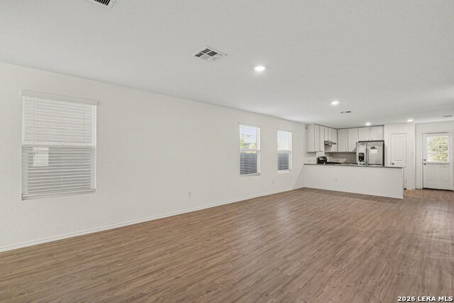 5443 Daphne Path Property Photo 4