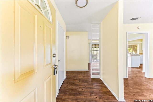 7919 Deep Frst Property Photo 5