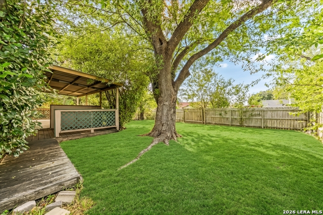 7919 Deep Frst Property Photo 24