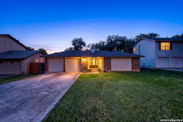 7275 Flaming Forest St Property Photo 1