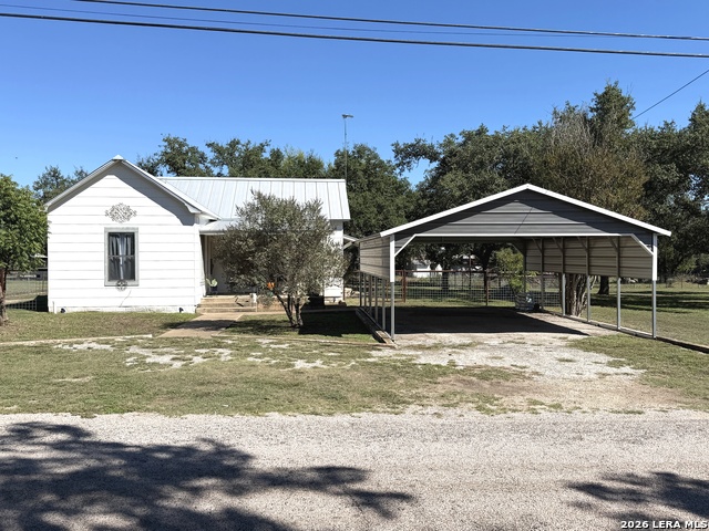 162 N Third St Property Photo 1