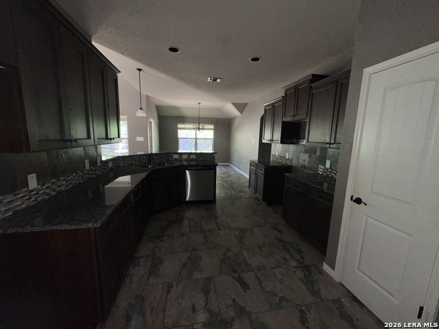 15612 Echo Ln Property Photo 14