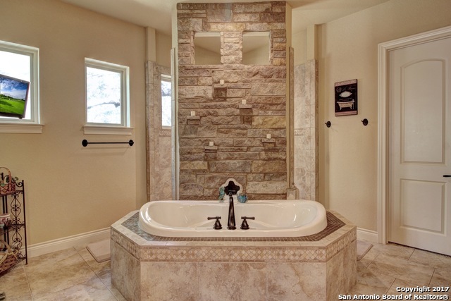 27331 Felswand Pkwy Property Photo 10