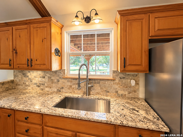 1007 Encanto Way Property Photo 7