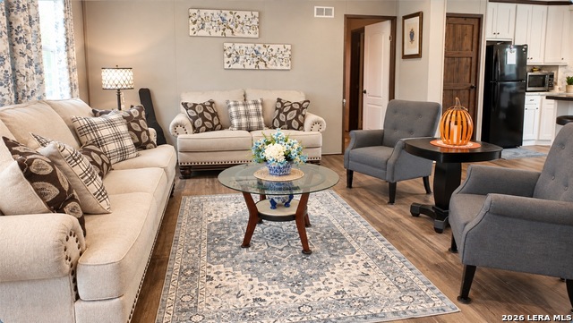 17637 Fm 1021 Property Photo 2