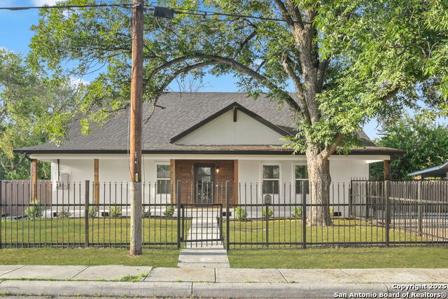 367 Rosebud Property Photo 3