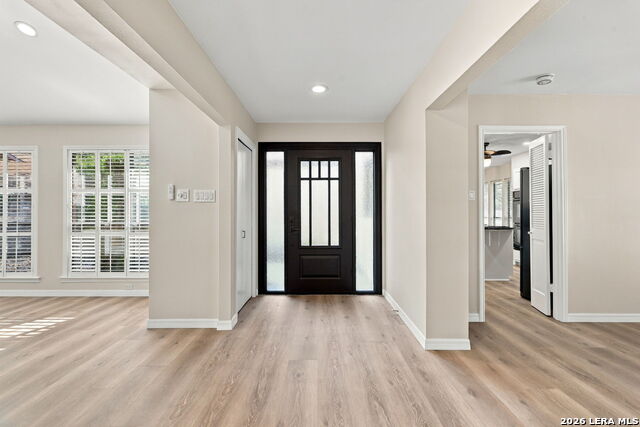 3764 Hunters Cir Property Photo 6