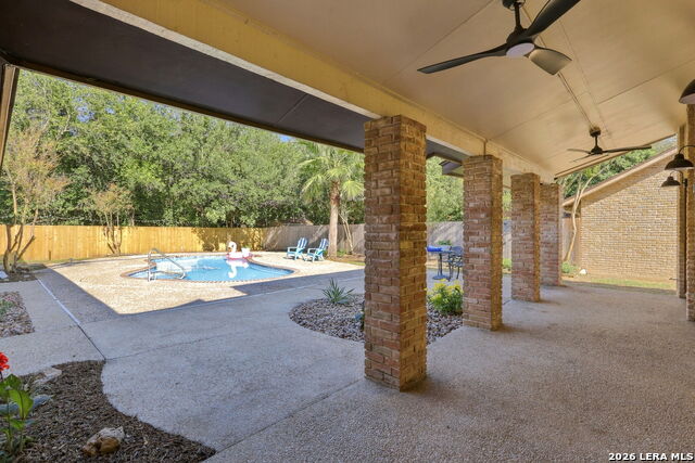 3764 Hunters Cir Property Photo 31