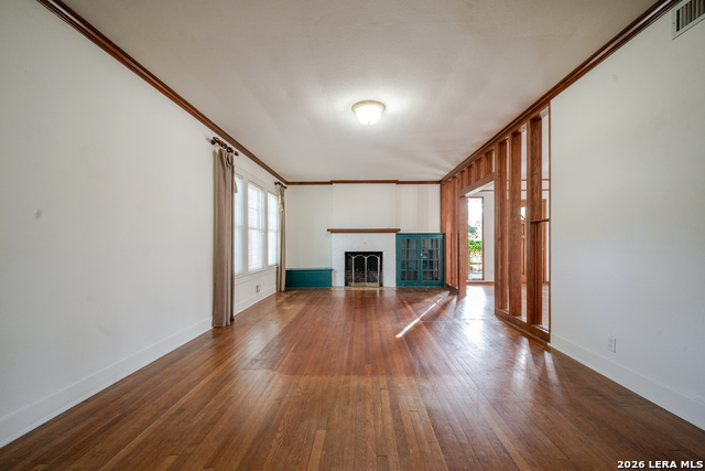 205 E Cleveland St Property Photo 11
