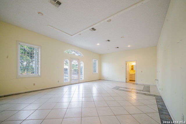 205 E Cleveland St Property Photo 48