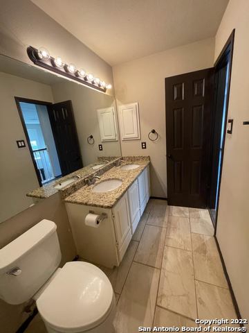 223 Willowbluff Dr Property Photo 17
