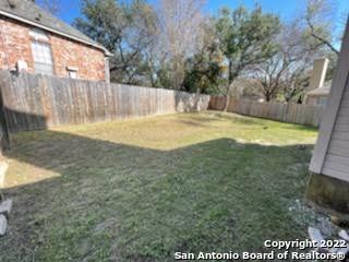 223 Willowbluff Dr Property Photo 22