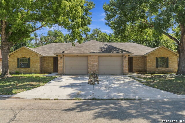 1320 SUMMERWOOD DR Property Photo 1