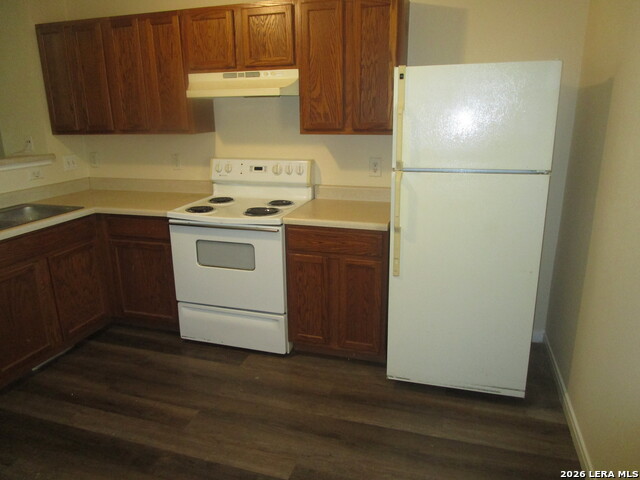 30 Autumn River Property Photo 4