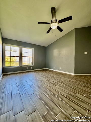 9115 Valley Bend Property Photo 28