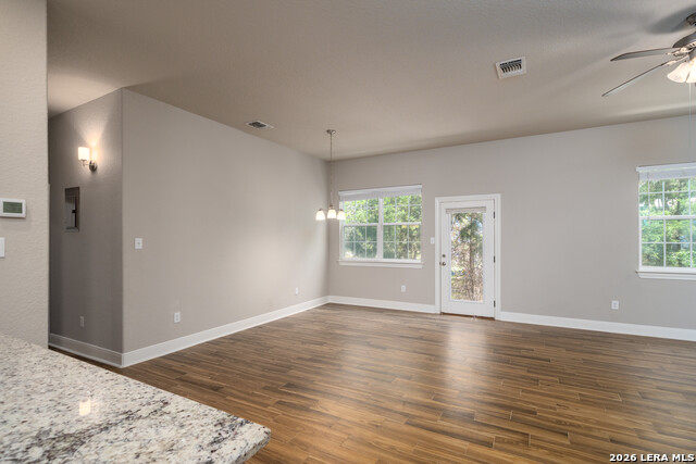 3067 View Ridge Dr Property Photo 4