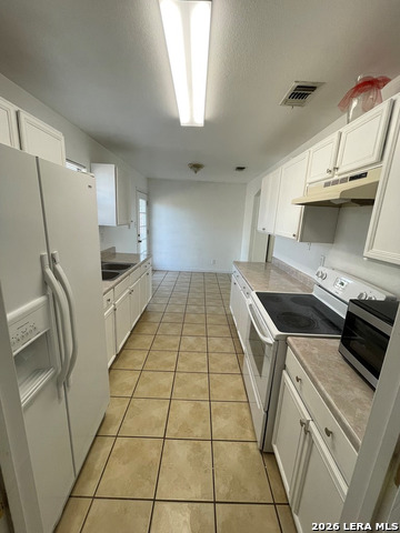 3071 Alvin Circle Property Photo 4