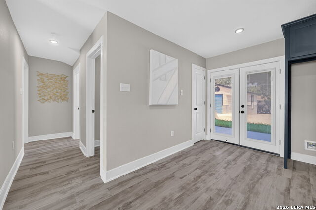 323 Pinehurst Blvd Property Photo 14