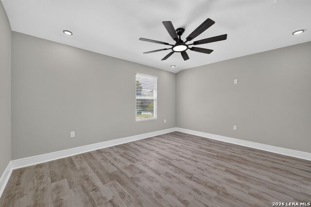 323 Pinehurst Blvd Property Photo 17