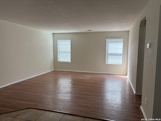16315 Kentucky Rdg Property Photo 6