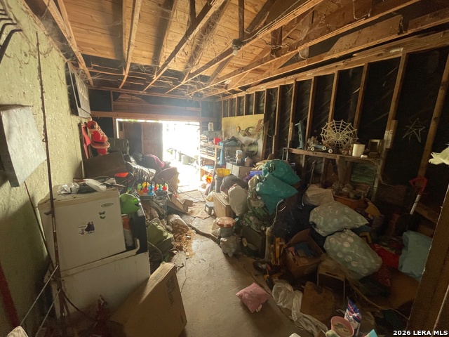 206 E Beecher Ave Property Photo 2