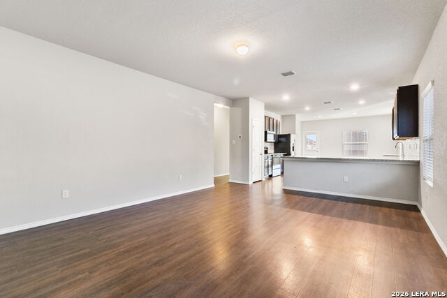 4227 Admirals Bnd Property Photo 3